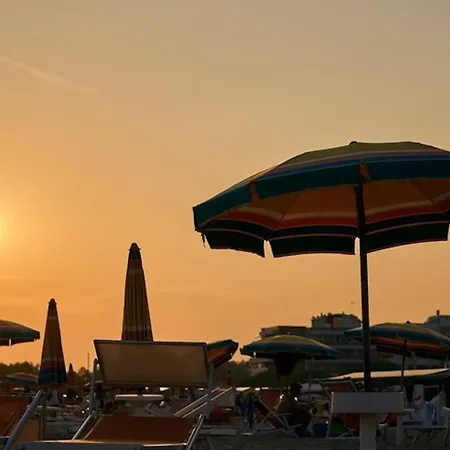 아파트 Beachside Getaway In 비비오네