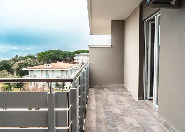 Apartment Beachside Getaway In *